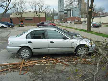 How to sell old cars to junkyards