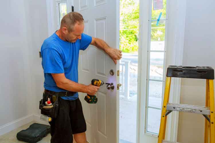 How to Open a Locked car Door without a Key